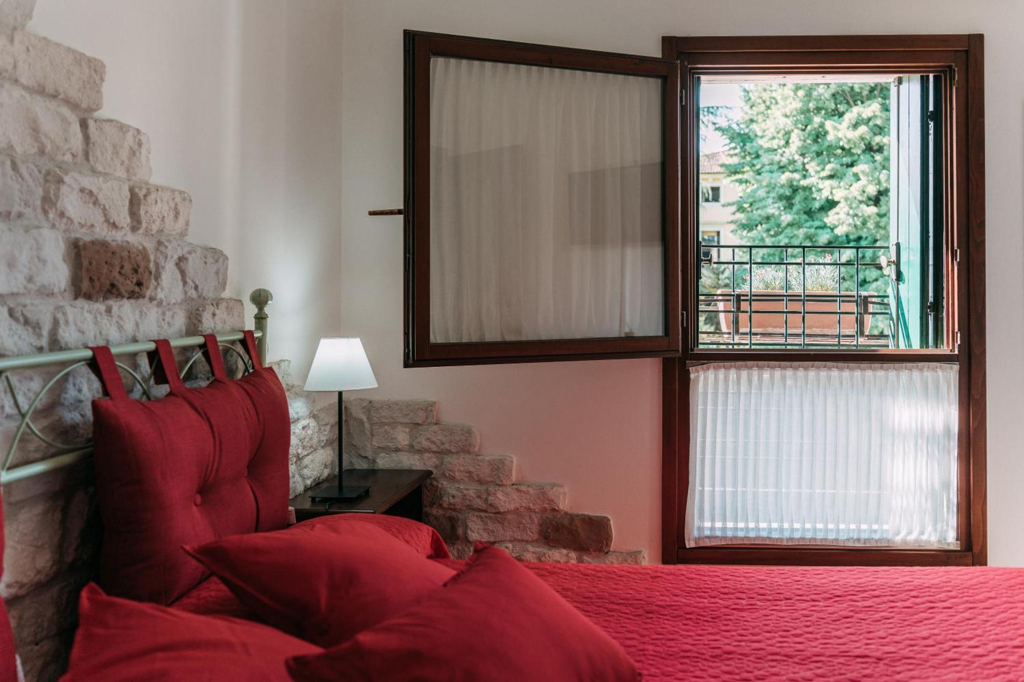 Palladio Apartment - Vista Fiume, In Centro Con Garage فيتشنزا المظهر الخارجي الصورة